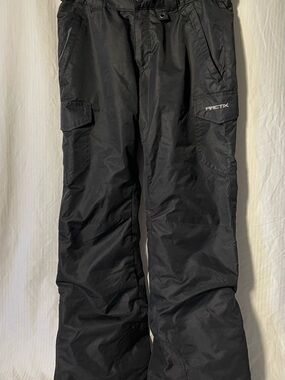 Arctix Woman’s Black Cargo Snow Pants with Side Flap Pockets